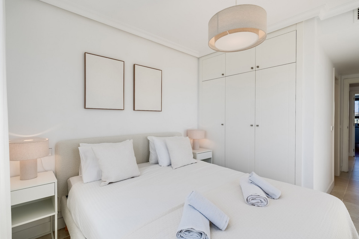 Appartement te koop in Estepona | 2 slaapkamers H5364298