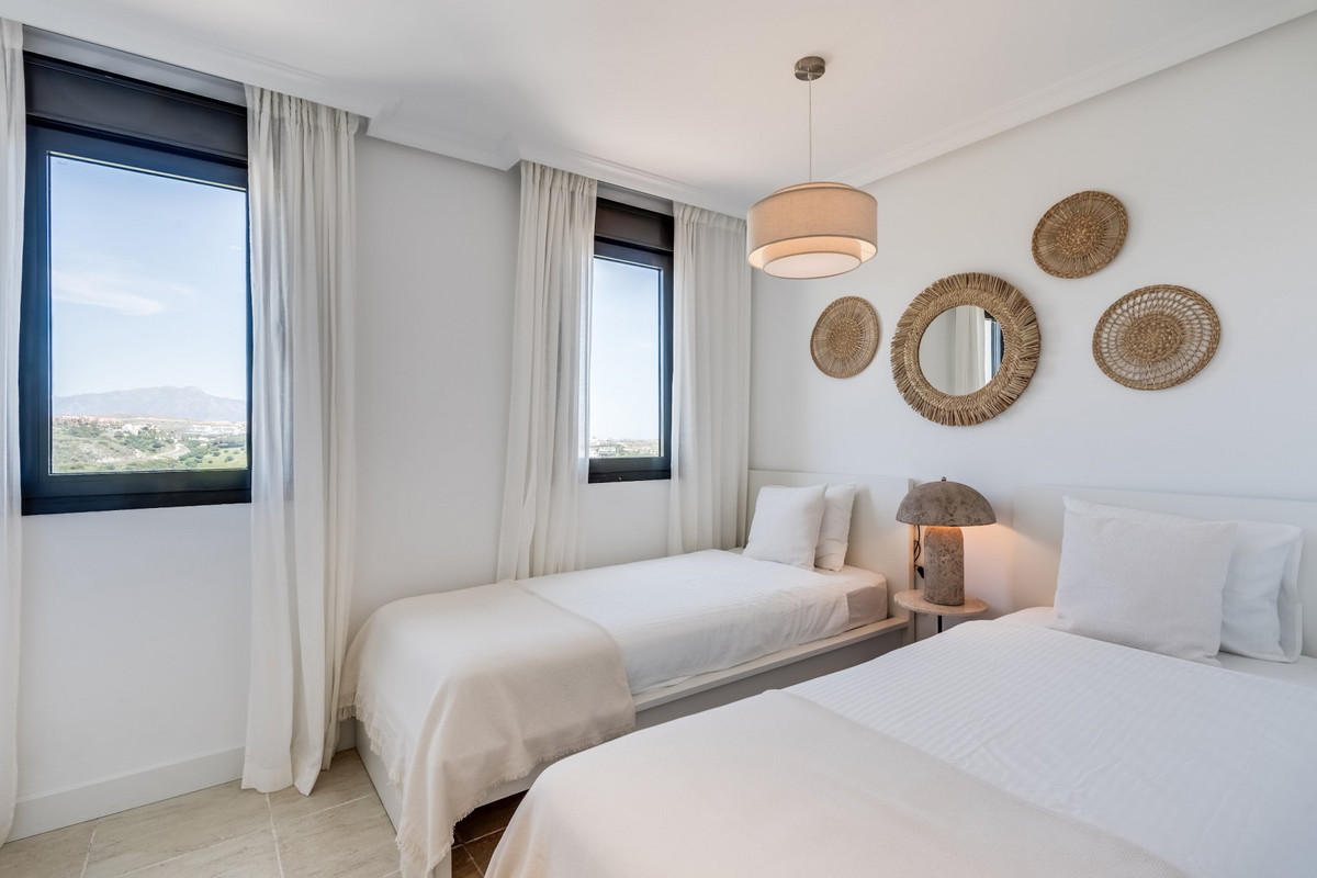 Appartement te koop in Estepona | 2 slaapkamers H5364298
