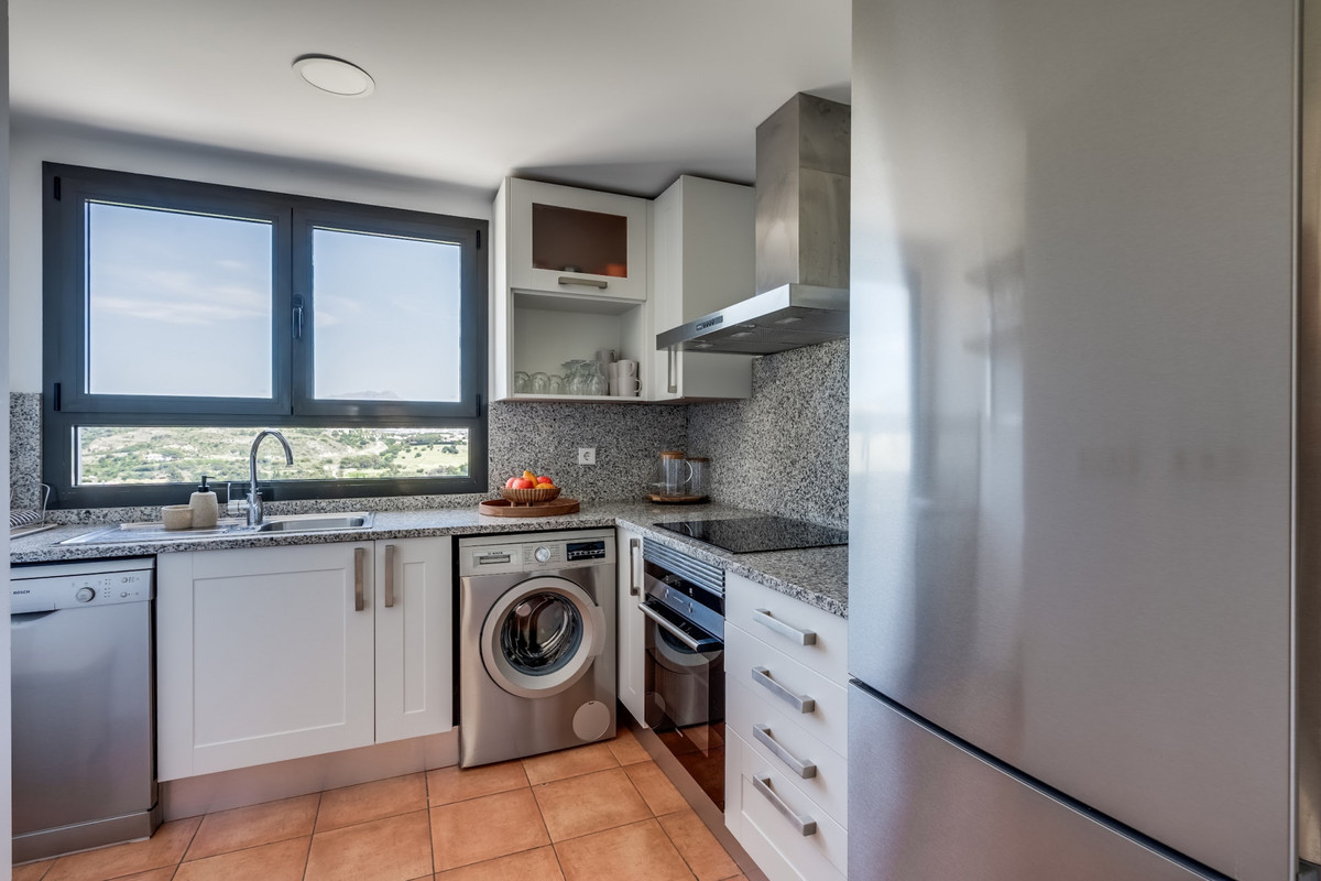 Appartement te koop in Estepona | 2 slaapkamers H5364298