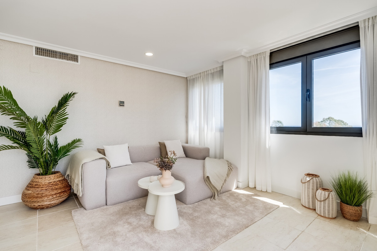 Appartement te koop in Estepona | 2 slaapkamers H5364298