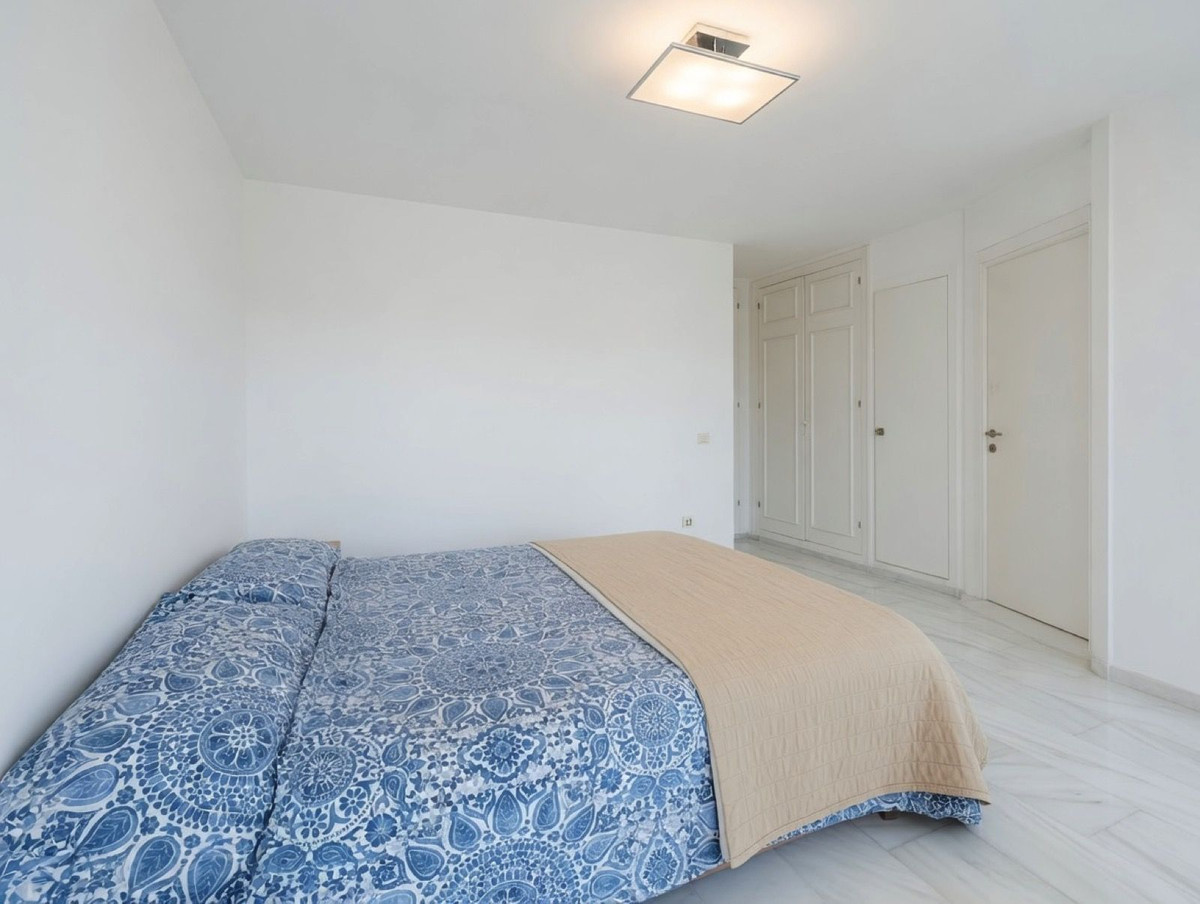 Duplex te koop in Estepona | 1 slaapkamers H5364907