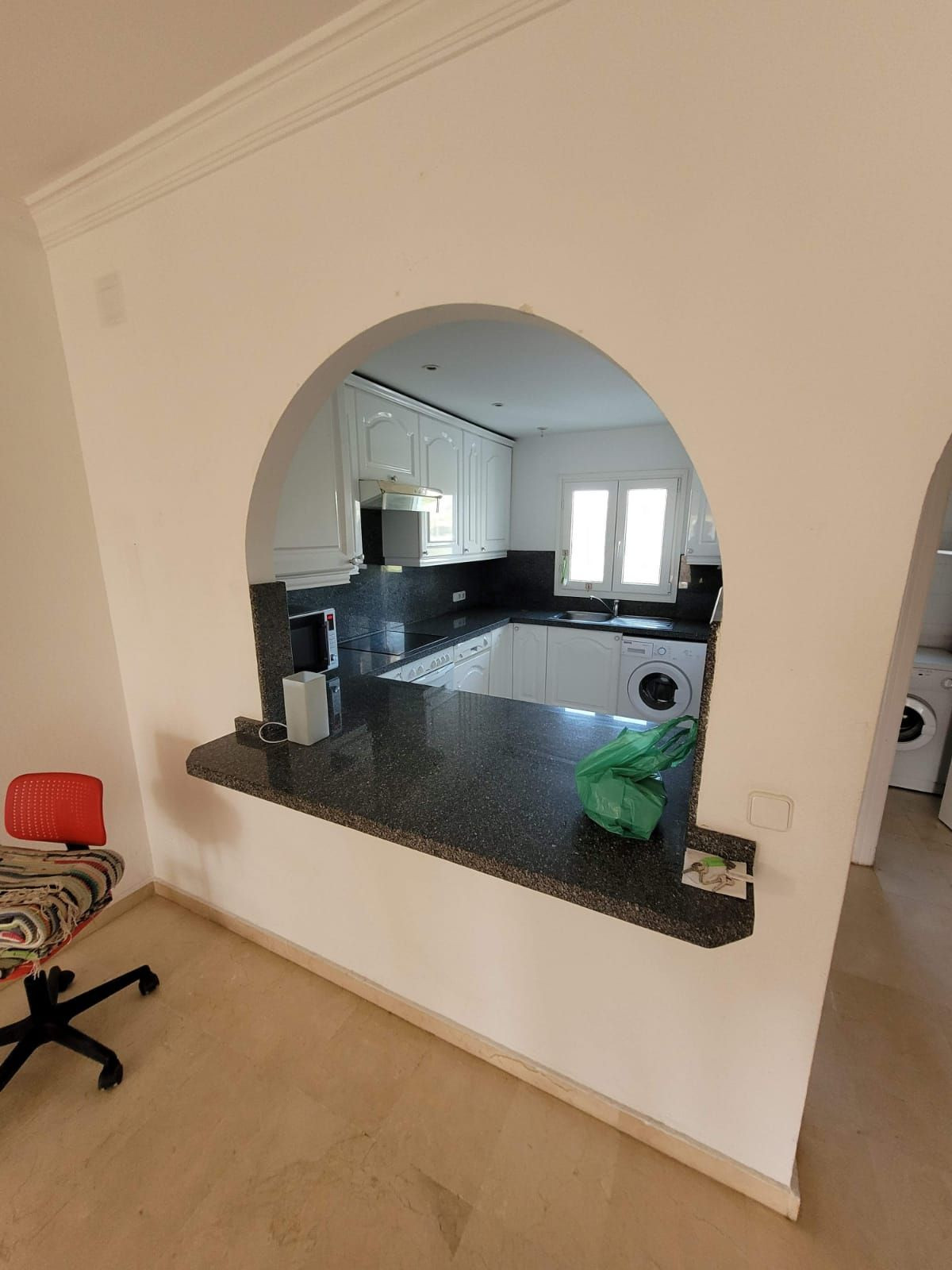 Appartement te koop in Estepona | 3 slaapkamers H5365282