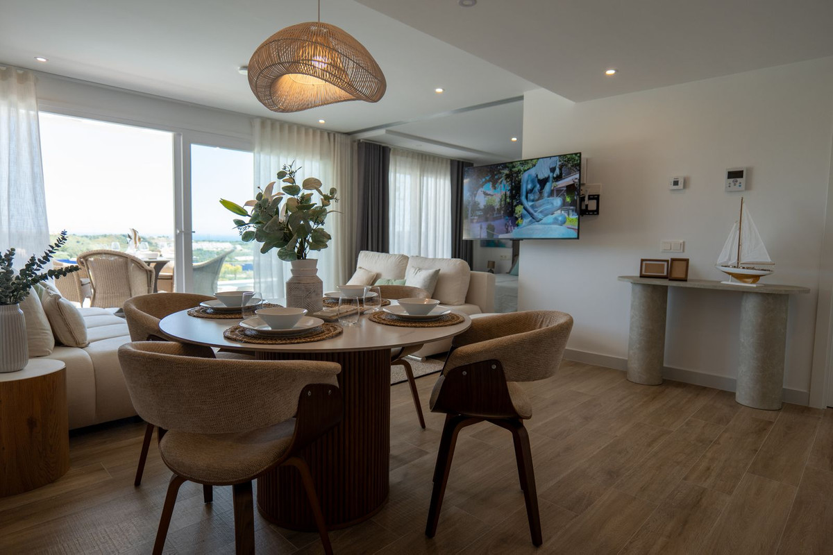 Appartement te koop in Estepona | 2 slaapkamers H5365867