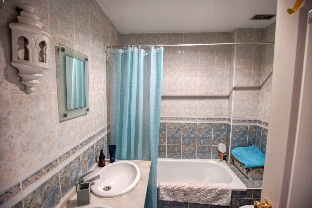 Duplex te koop in Estepona | 2 slaapkamers H5366461