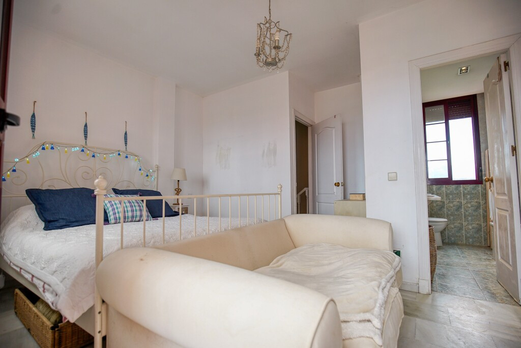 Duplex te koop in Estepona | 2 slaapkamers H5366461