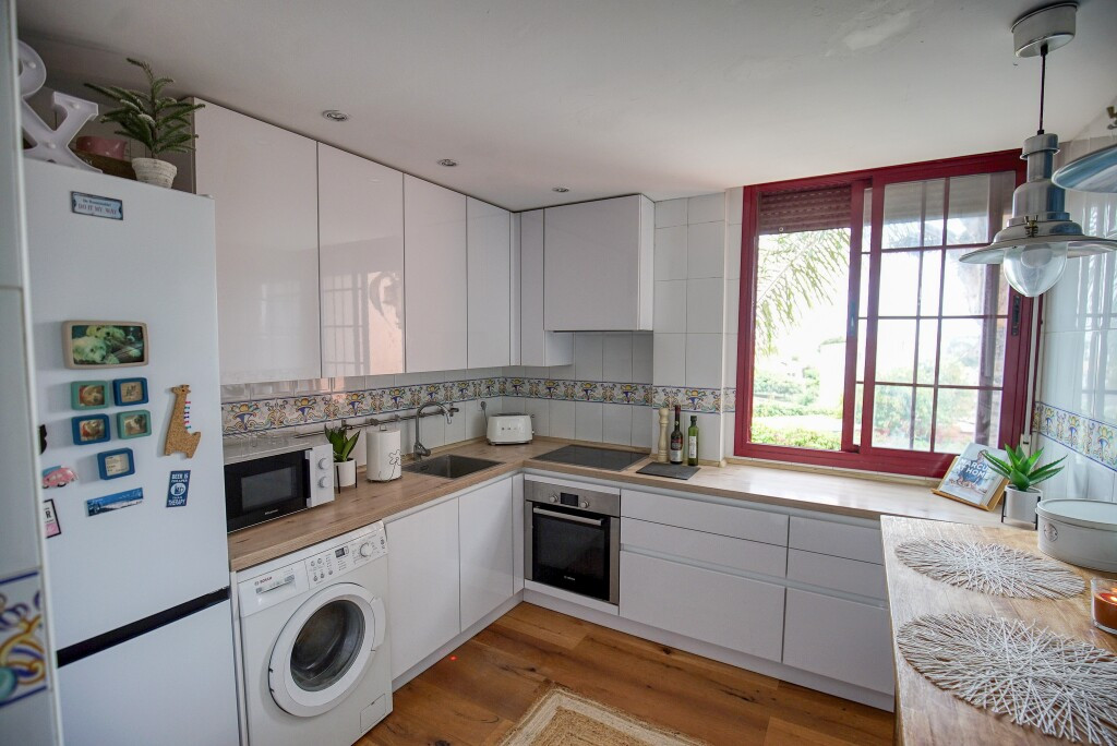 Duplex te koop in Estepona | 2 slaapkamers H5366461