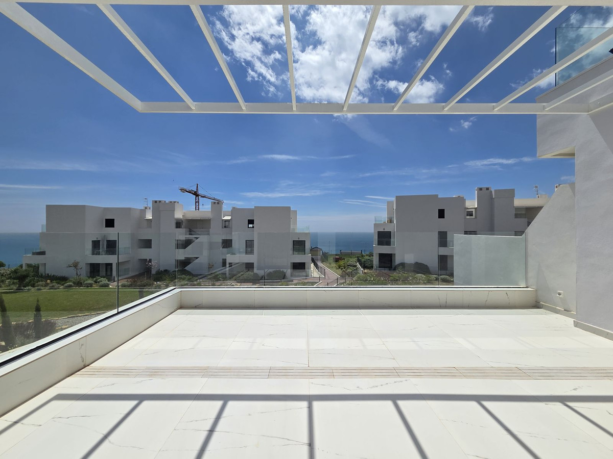 Appartement te koop in Estepona | 3 slaapkamers H5366644