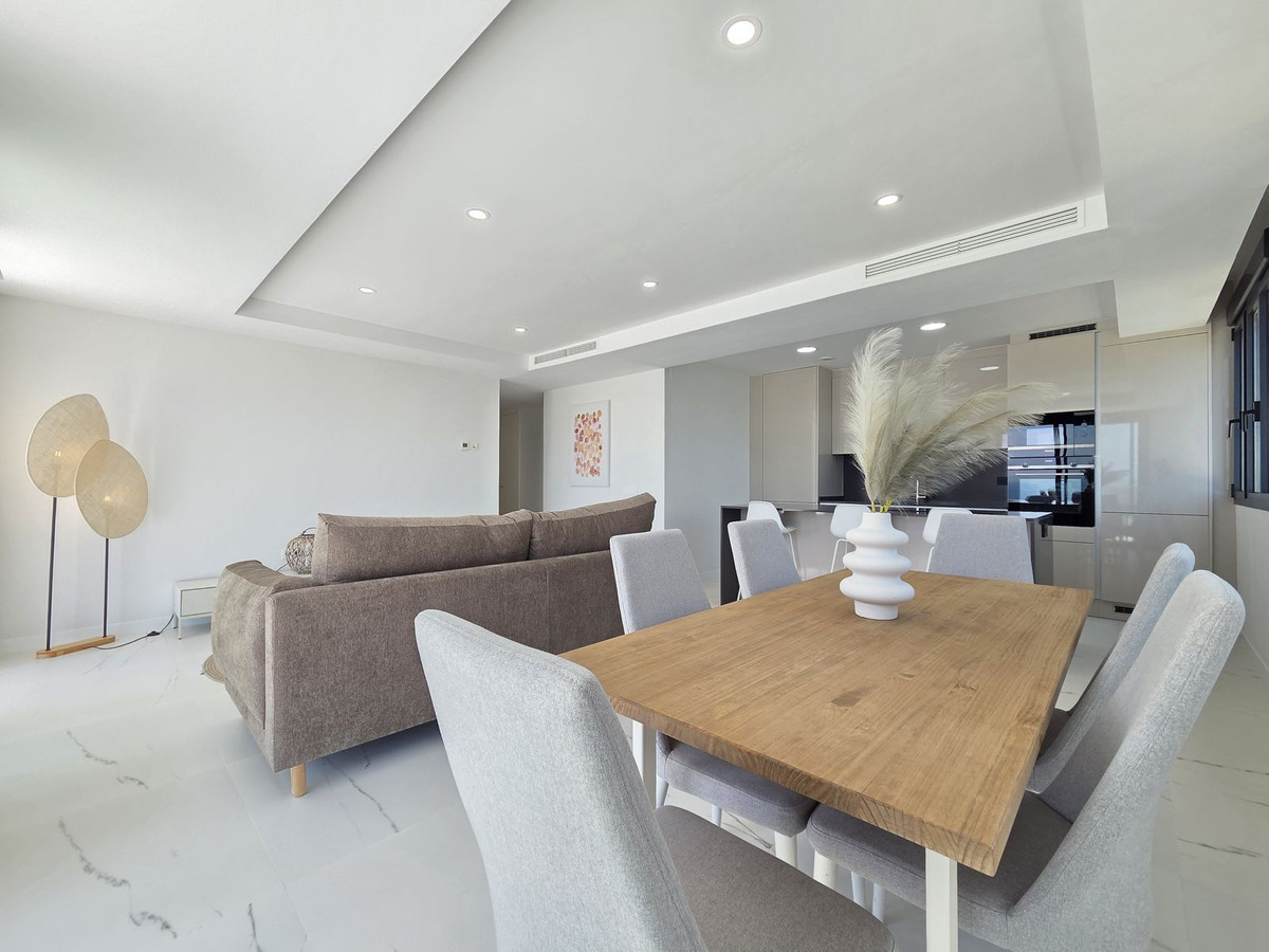Appartement te koop in Estepona | 3 slaapkamers H5366644