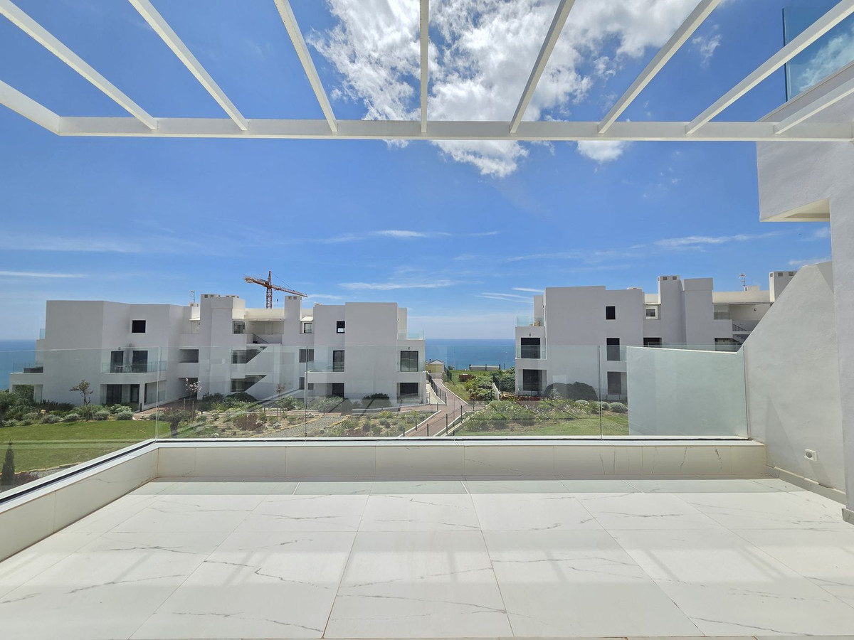 Appartement te koop in Estepona | 3 slaapkamers H5366644