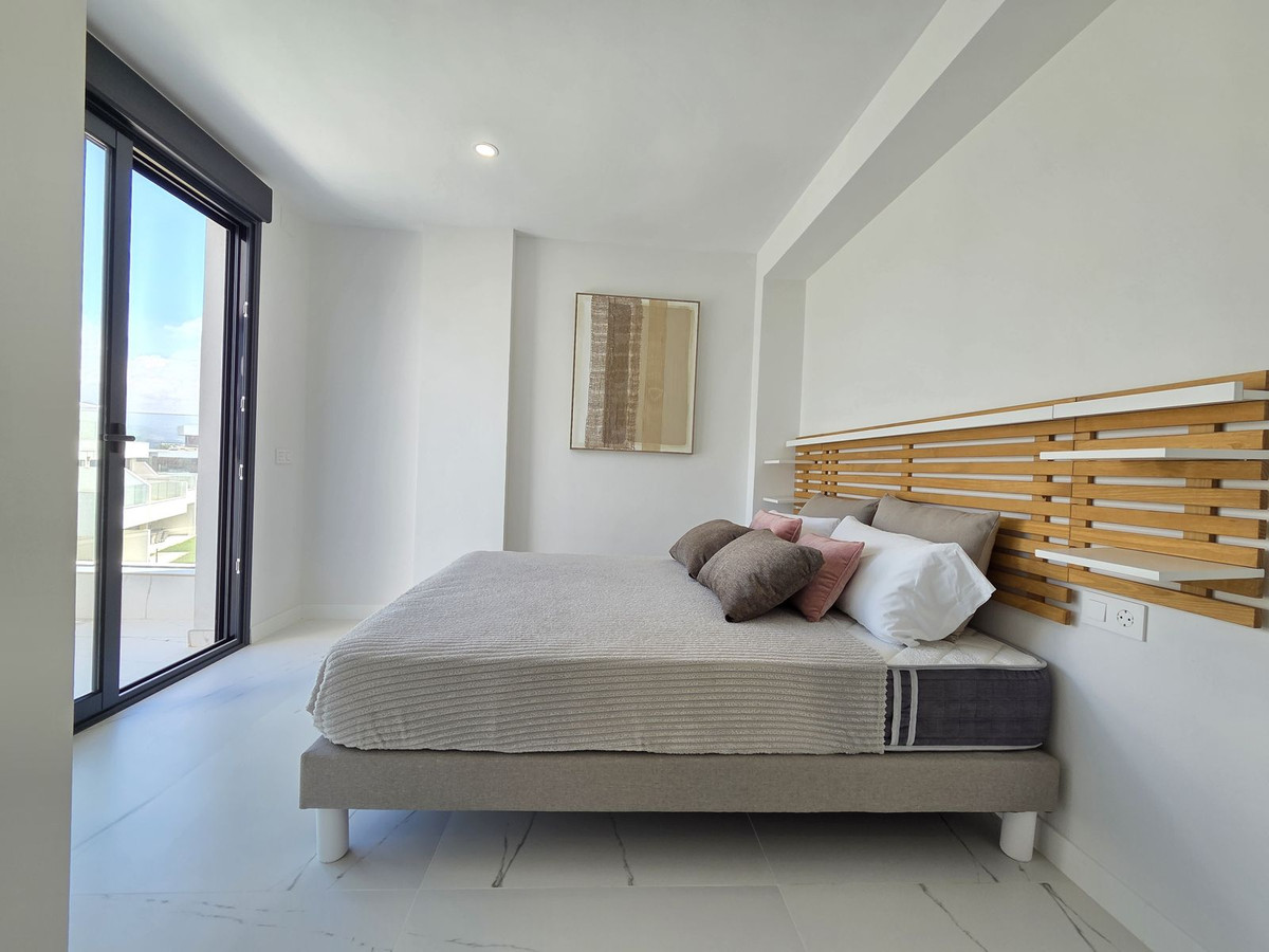 Appartement te koop in Estepona | 3 slaapkamers H5366644