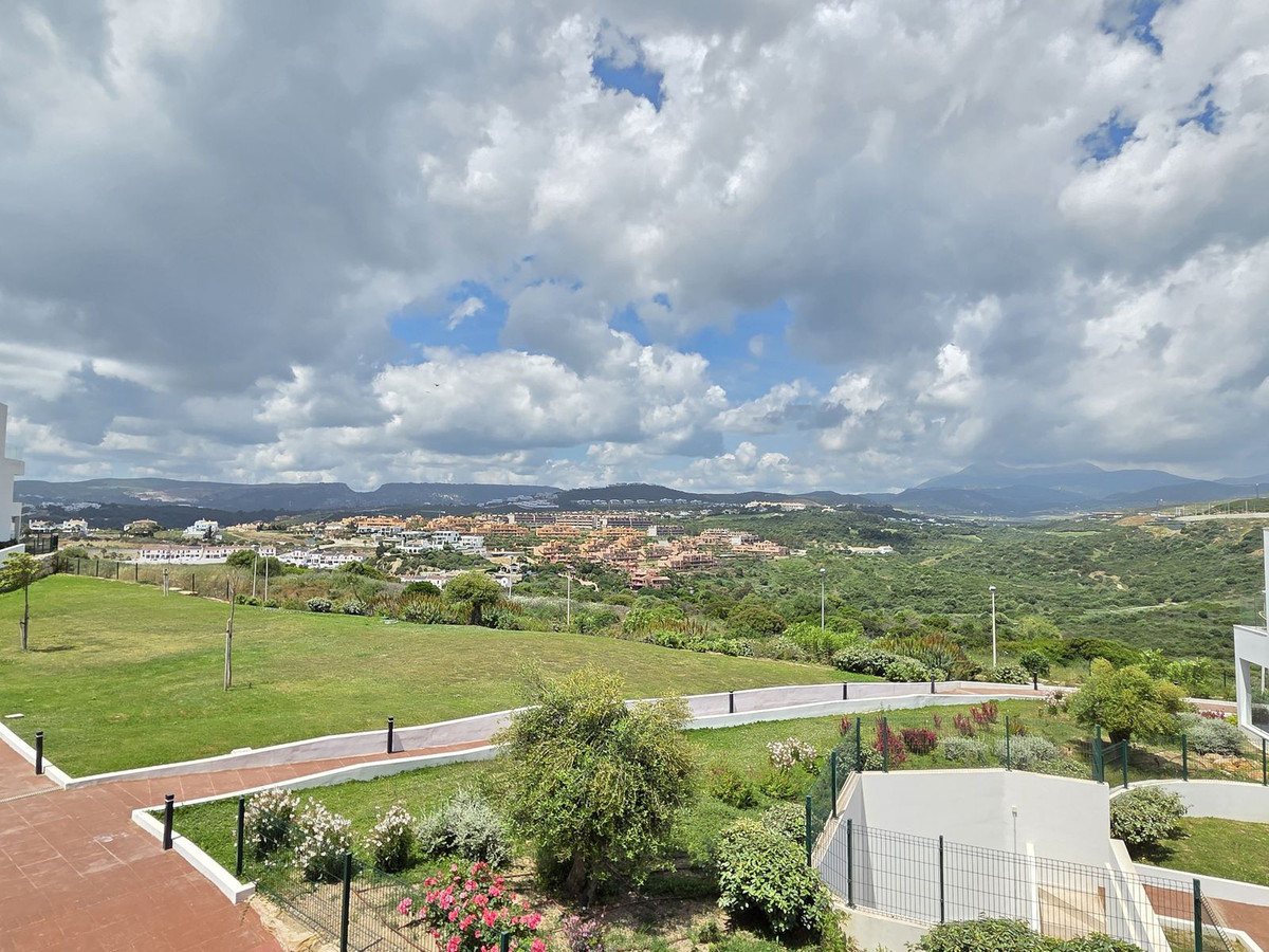 Appartement te koop in Estepona | 3 slaapkamers H5366644