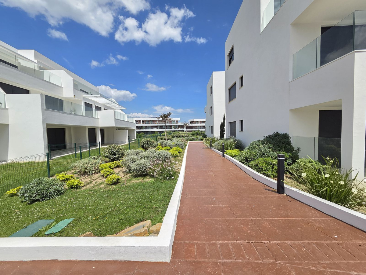 Appartement te koop in Estepona | 3 slaapkamers H5366644