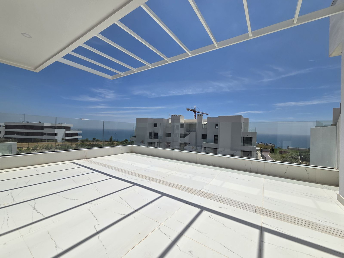 Appartement te koop in Estepona | 3 slaapkamers H5366644