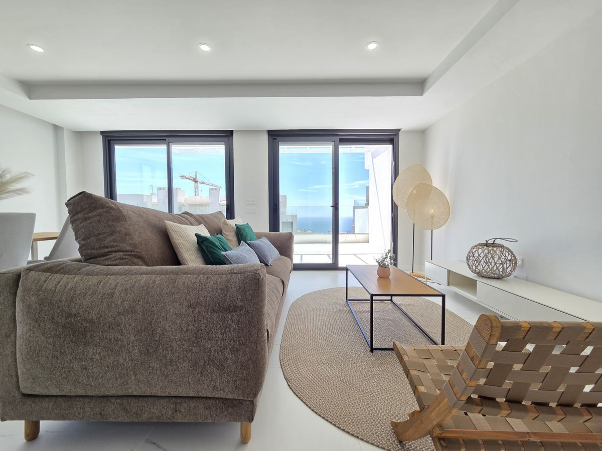 Appartement te koop in Estepona | 3 slaapkamers H5366644
