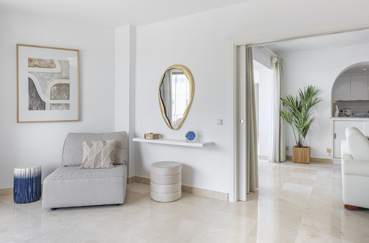 Appartement te koop in Estepona | 2 slaapkamers H5366689