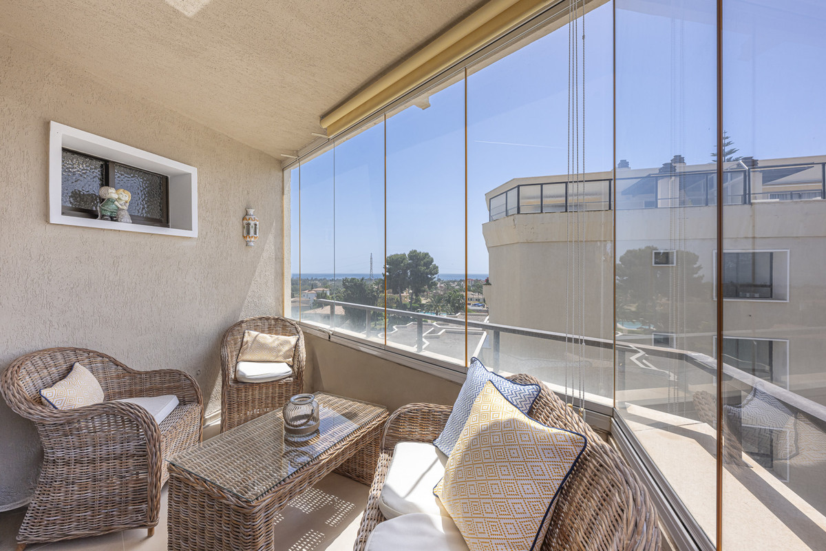 Appartement te koop in Estepona | 2 slaapkamers H5366689