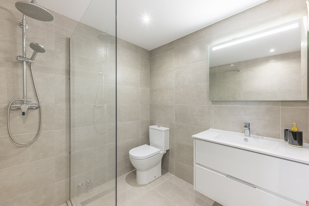 Appartement te koop in Estepona | 2 slaapkamers H5366689