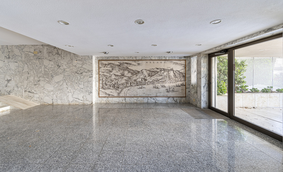 Appartement te koop in Estepona | 2 slaapkamers H5366689