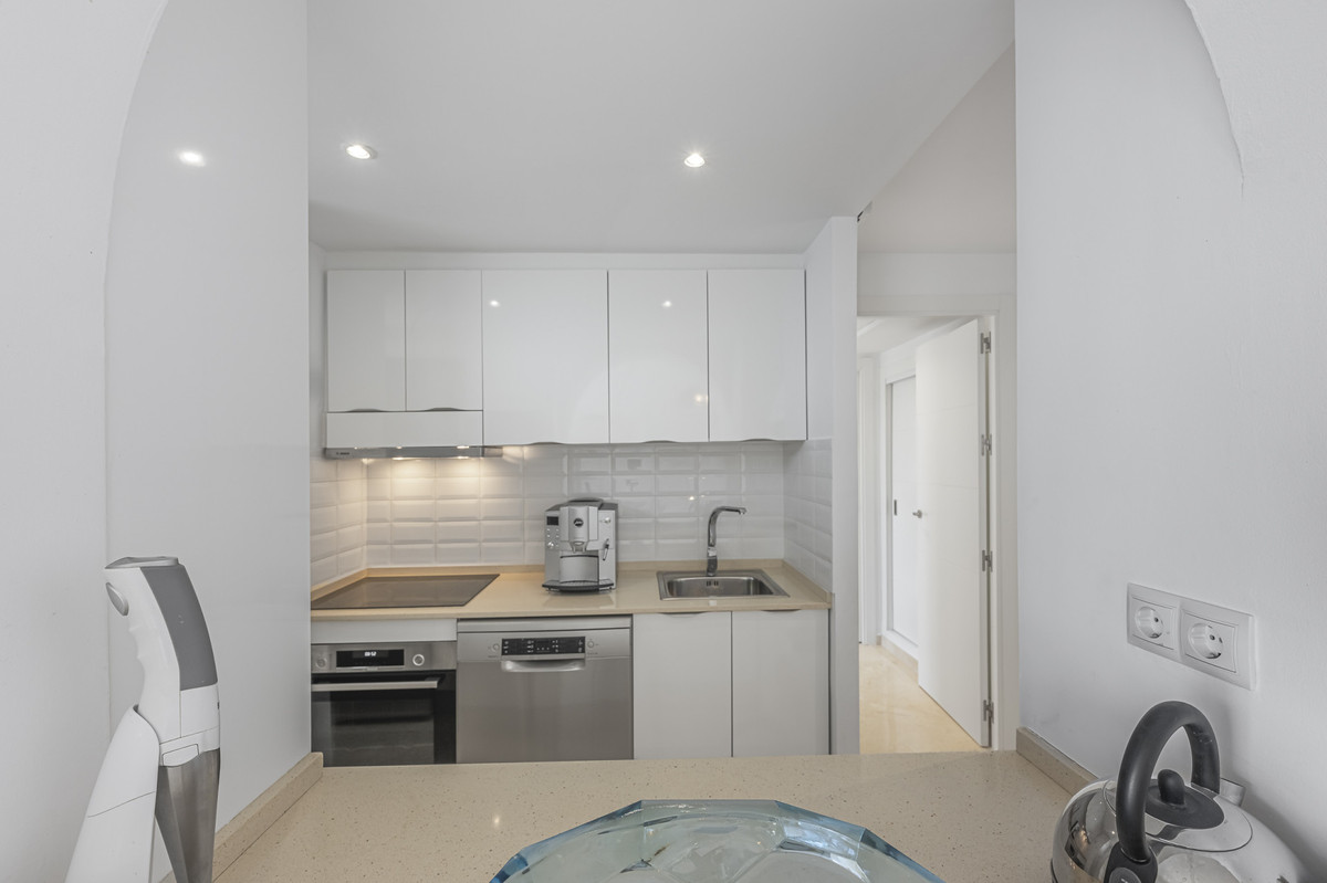 Appartement te koop in Estepona | 2 slaapkamers H5366689