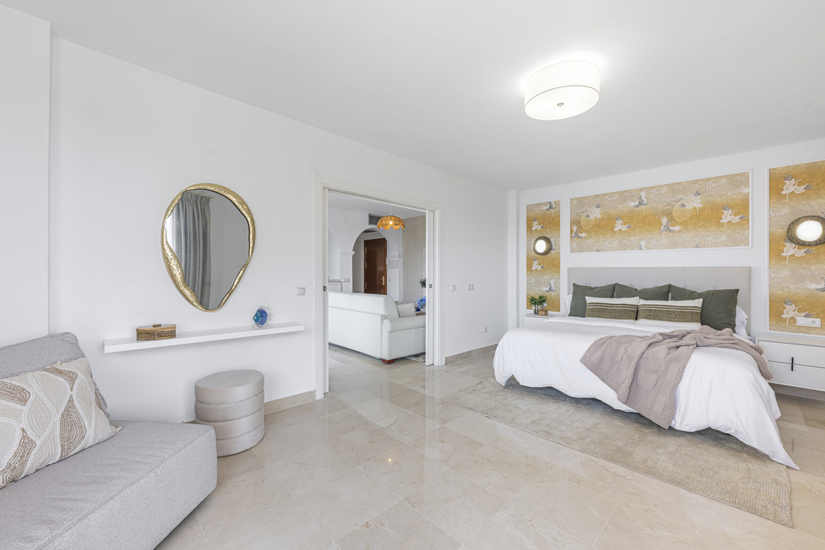 Appartement te koop in Estepona | 2 slaapkamers H5366689