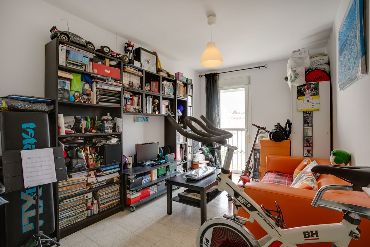 Appartement te koop in Estepona | 3 slaapkamers H5366710