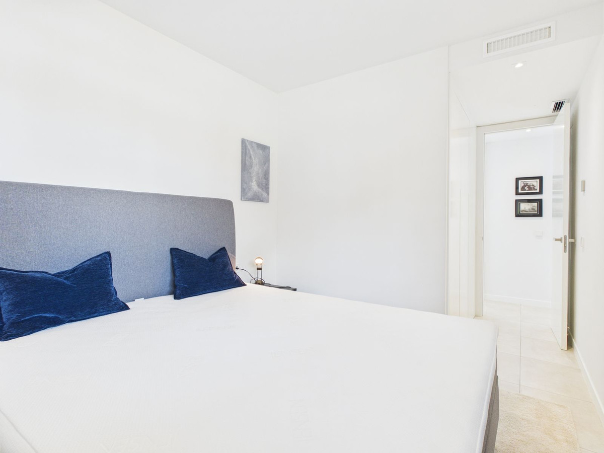 Appartement te koop in Estepona | 4 slaapkamers H5367205