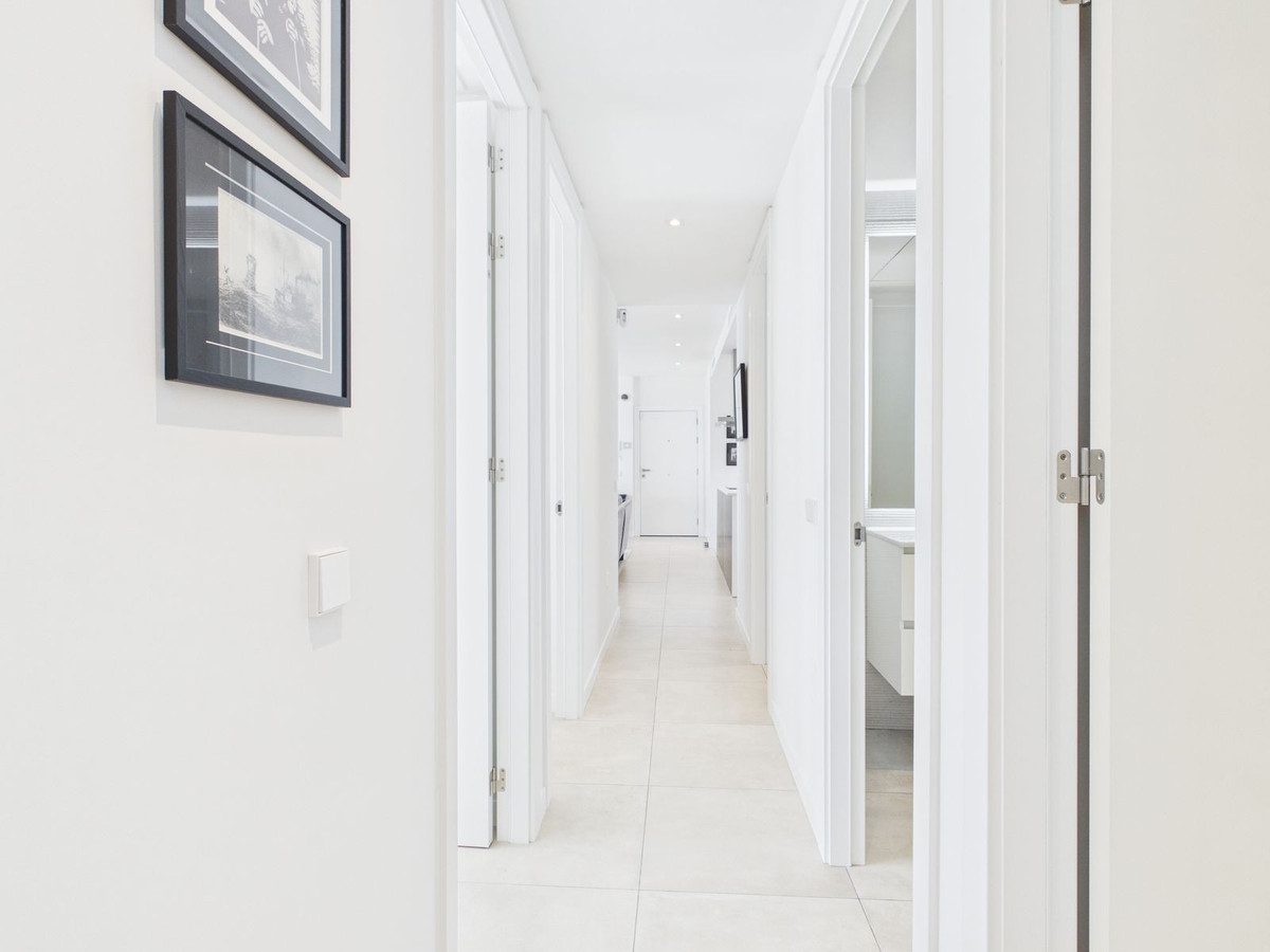 Appartement te koop in Estepona | 4 slaapkamers H5367205