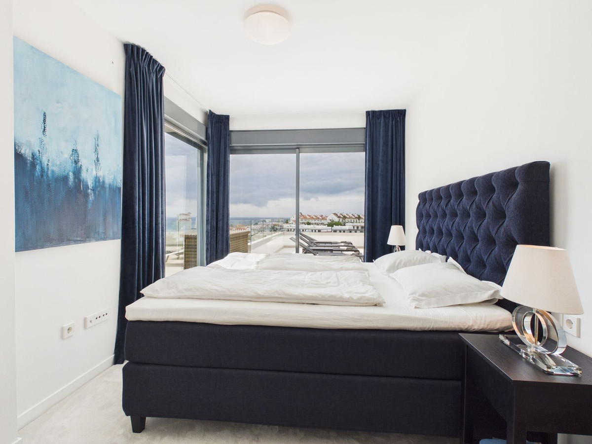 Appartement te koop in Estepona | 4 slaapkamers H5367205