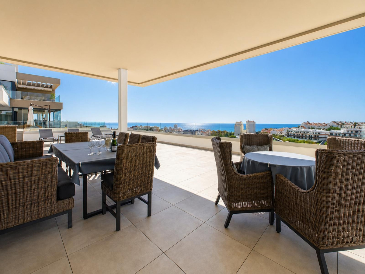 Appartement te koop in Estepona | 4 slaapkamers H5367205