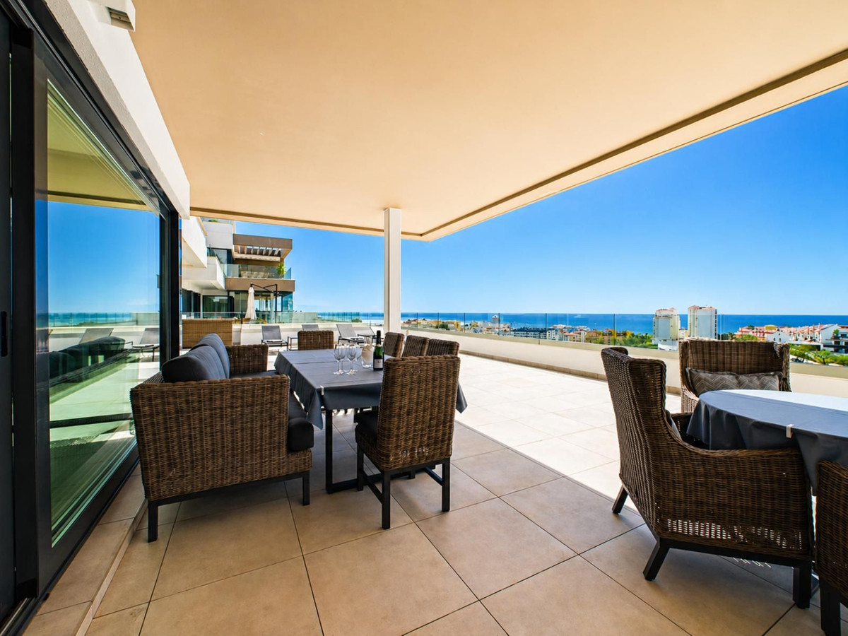 Appartement te koop in Estepona | 4 slaapkamers H5367205