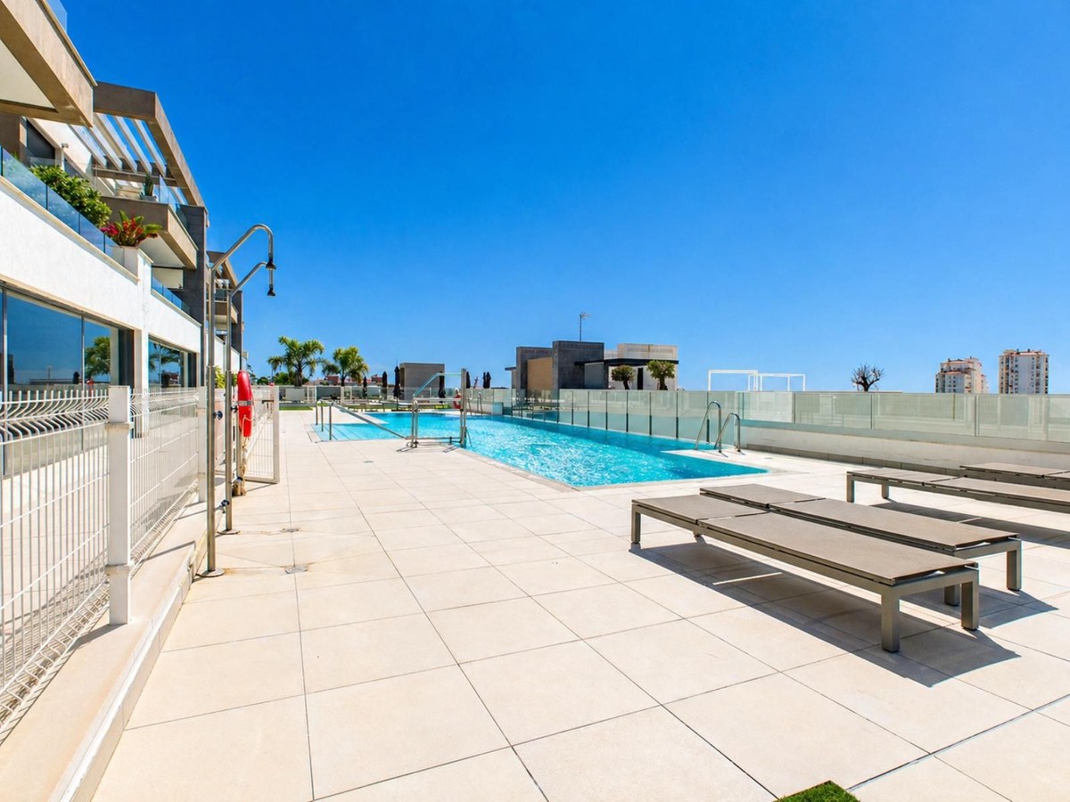 Appartement te koop in Estepona | 4 slaapkamers H5367205