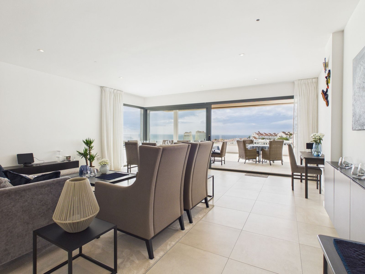 Appartement te koop in Estepona | 4 slaapkamers H5367205