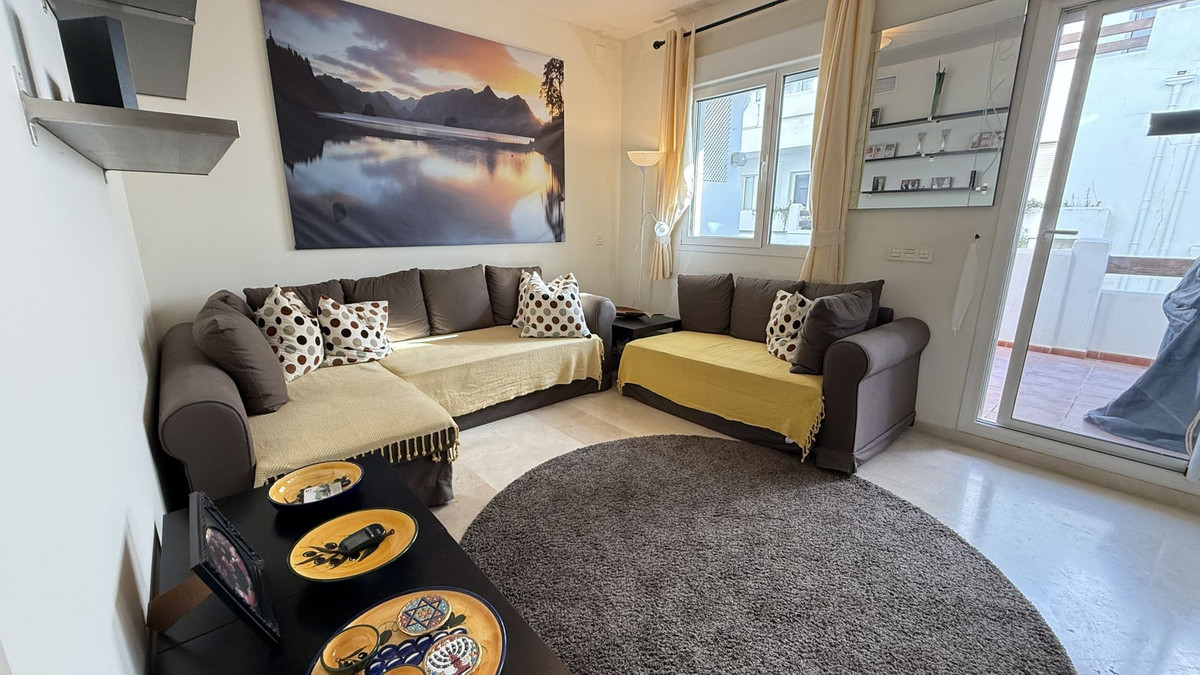 Duplex te koop in Estepona | 4 slaapkamers H5367238