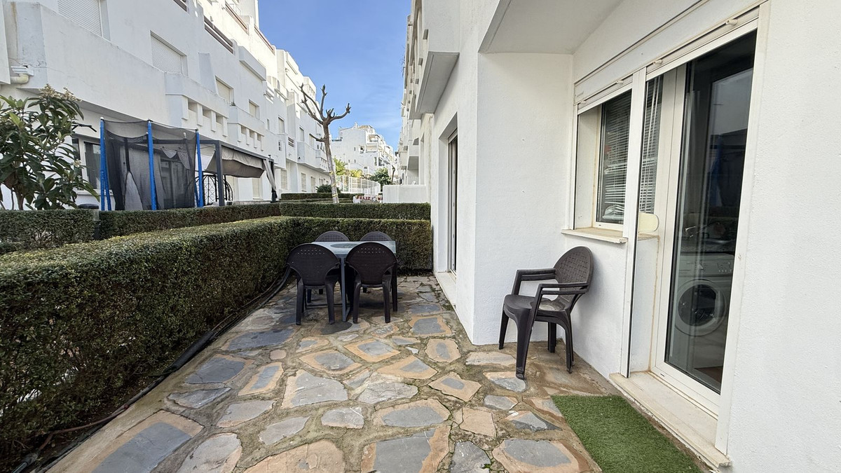 Duplex te koop in Estepona | 4 slaapkamers H5367238