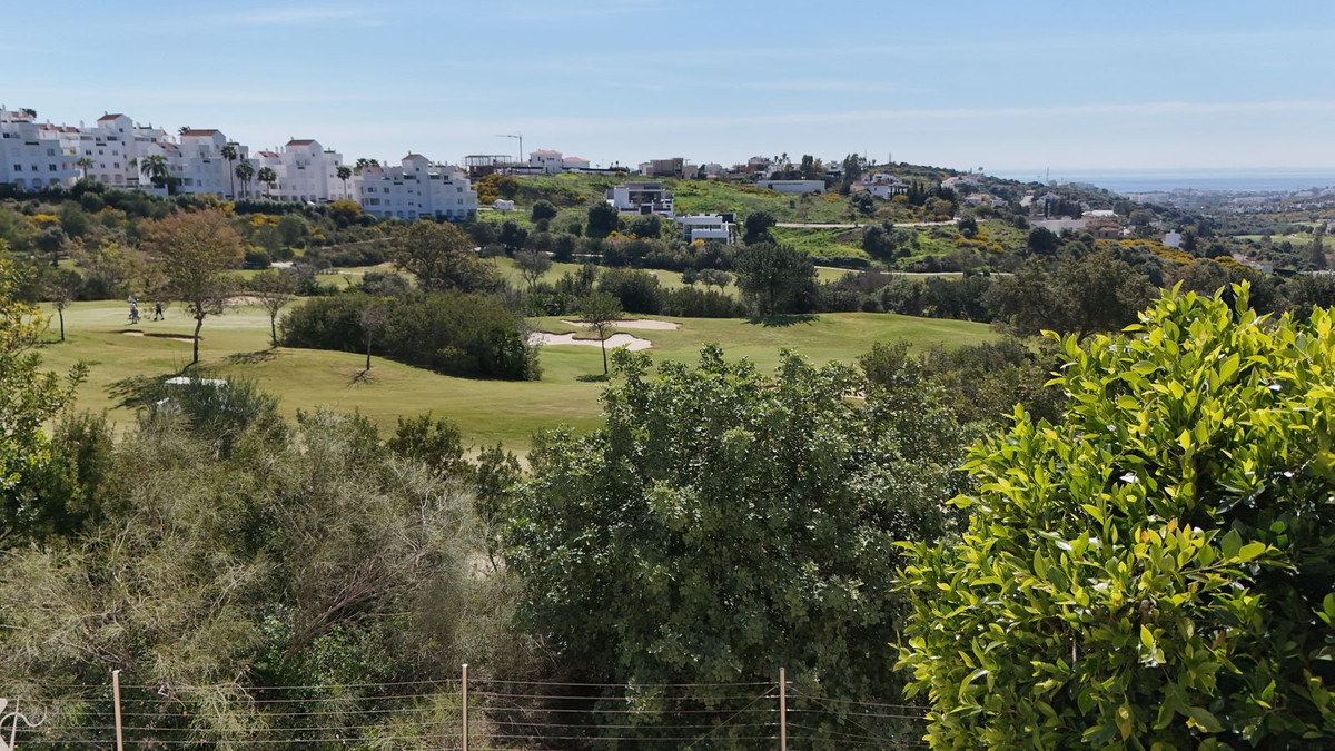 Appartement te koop in Estepona | 2 slaapkamers H5367262