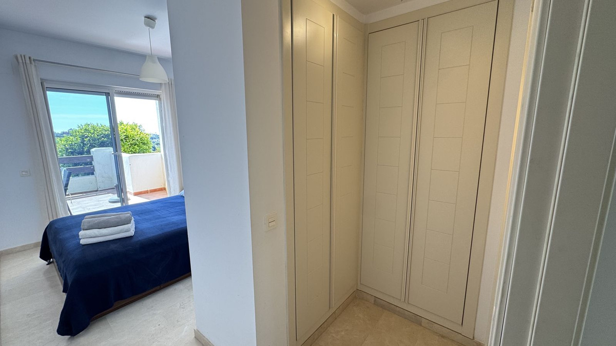 Appartement te koop in Estepona | 2 slaapkamers H5367262