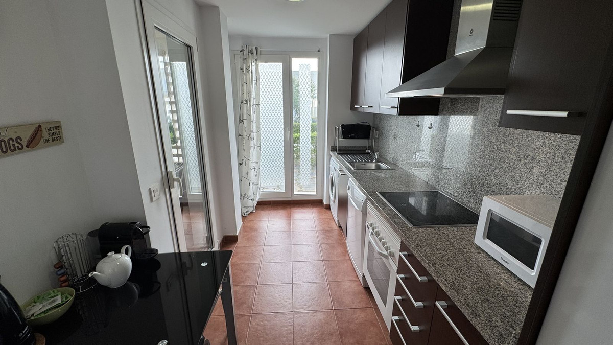 Appartement te koop in Estepona | 2 slaapkamers H5367262