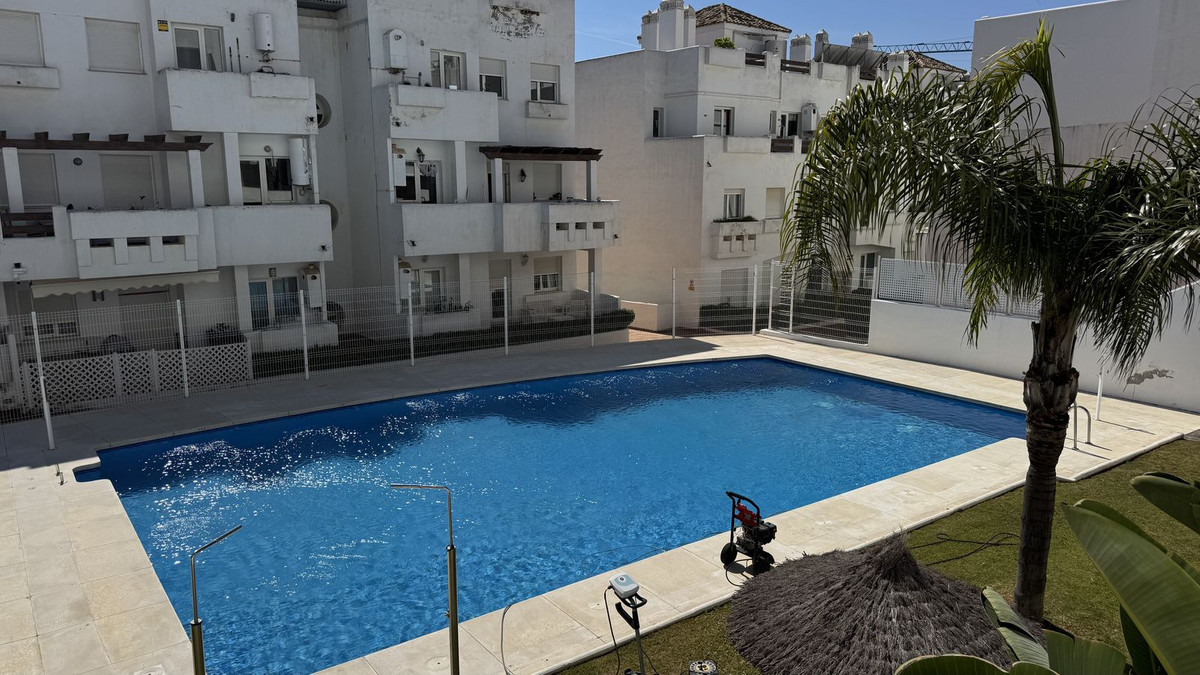 Appartement te koop in Estepona | 2 slaapkamers H5367262