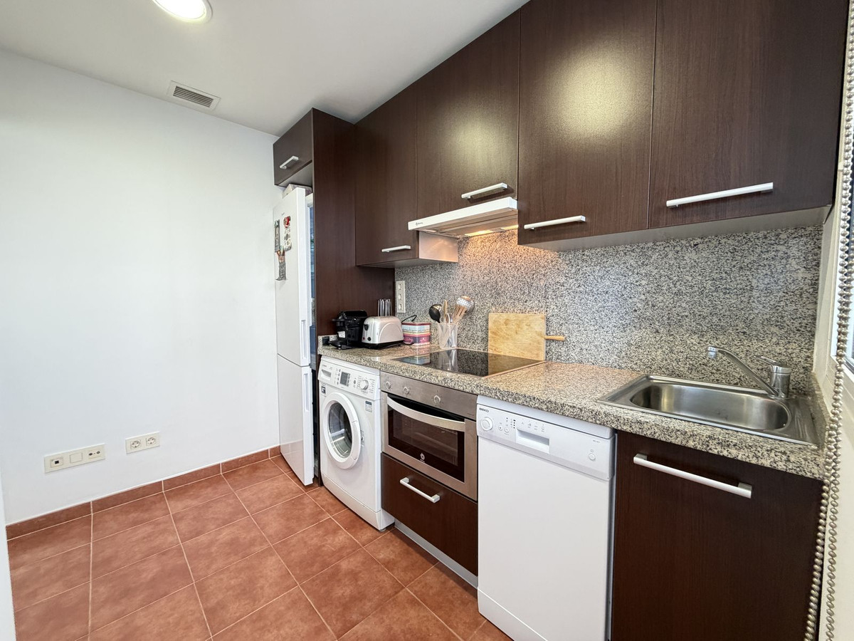 Appartement te koop in Estepona | 3 slaapkamers H5367274