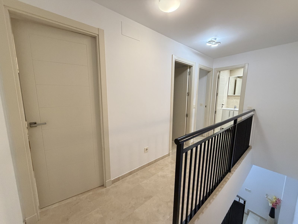 Appartement te koop in Estepona | 3 slaapkamers H5367274