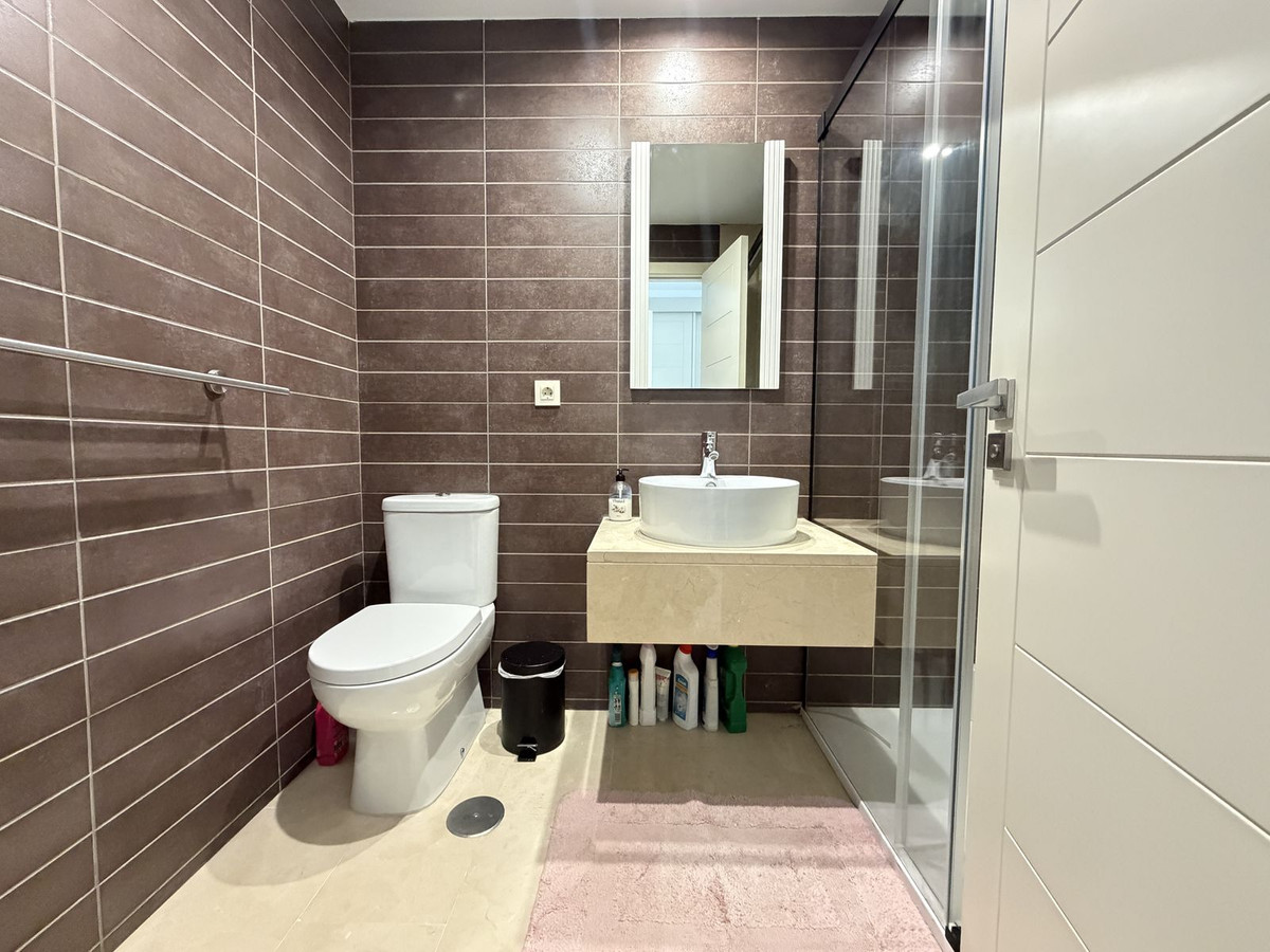 Appartement te koop in Estepona | 3 slaapkamers H5367274