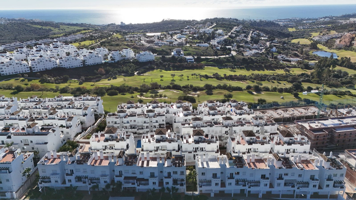 Appartement te koop in Estepona | 3 slaapkamers H5367274