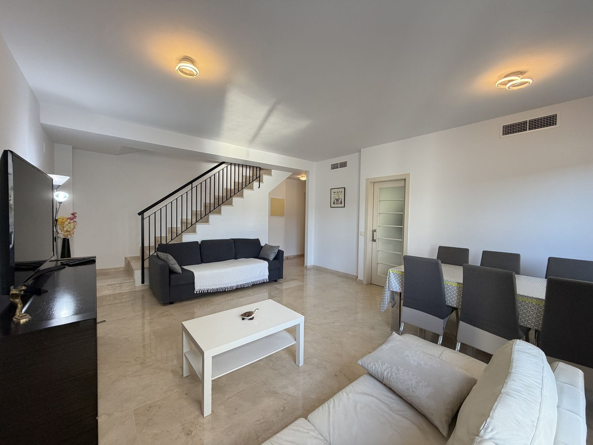 Appartement te koop in Estepona | 3 slaapkamers H5367274