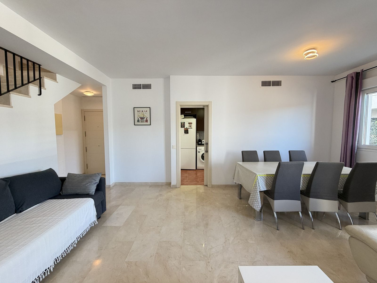 Appartement te koop in Estepona | 3 slaapkamers H5367274