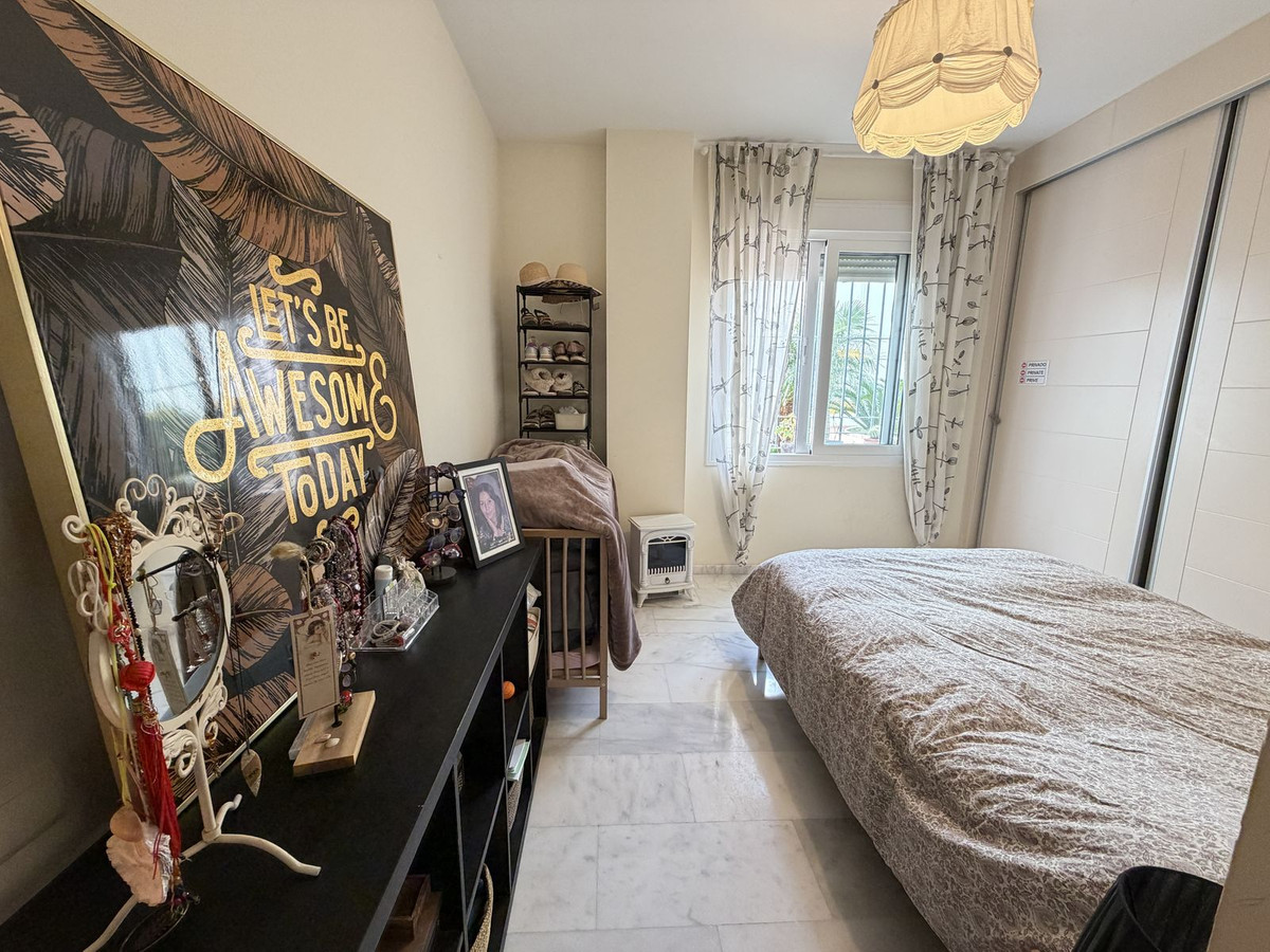 Appartement te koop in Estepona | 2 slaapkamers H5367277