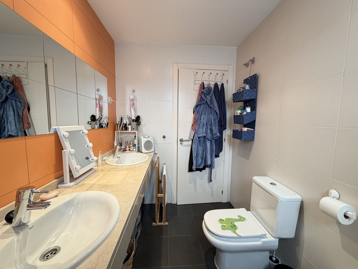 Appartement te koop in Estepona | 2 slaapkamers H5367277