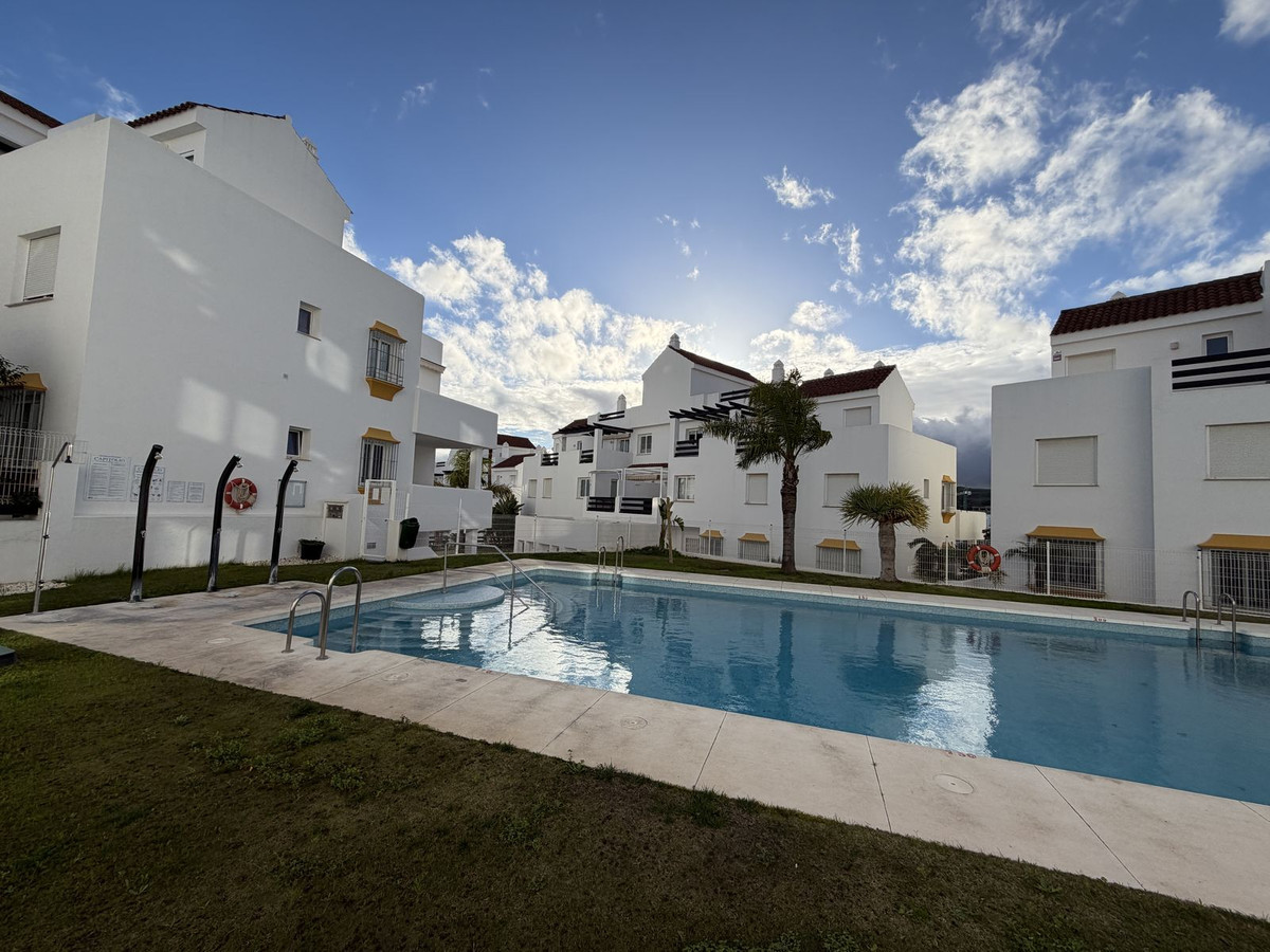 Appartement te koop in Estepona | 2 slaapkamers H5367277