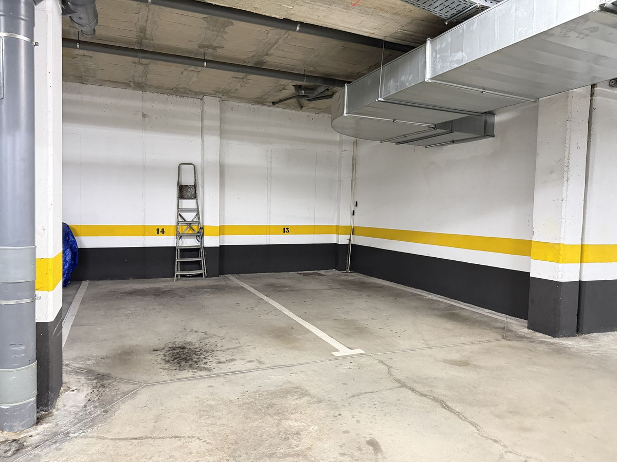 Appartement te koop in Estepona | 2 slaapkamers H5367277