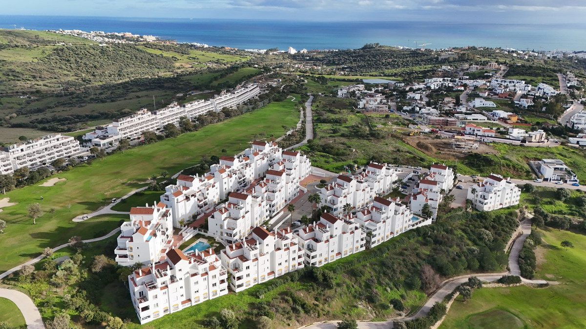 Appartement te koop in Estepona | 2 slaapkamers H5367277