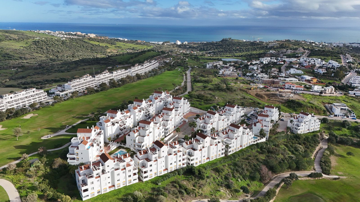 Appartement te koop in Estepona | 2 slaapkamers H5367277